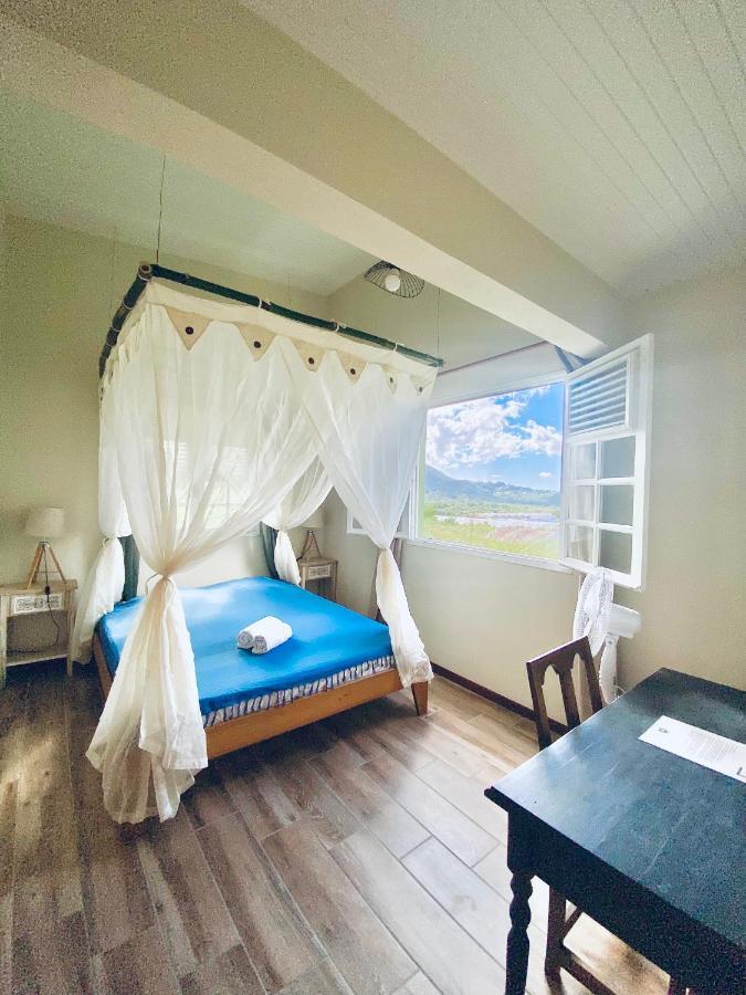 Chambre Et Sdb Privative Ylang Ylang Vue Mont Pelee Dans Maison Partagee Le Morne-Rouge Ngoại thất bức ảnh